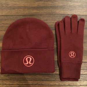 Lululemon Warm Revelation Set- gloves and beanie